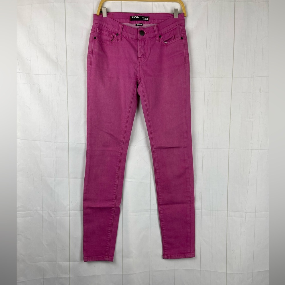 BDG Pink Cigarette Mid Rise Skinny Jeans Size 25